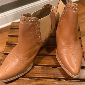 Reba Tan Leather Ankle Booties